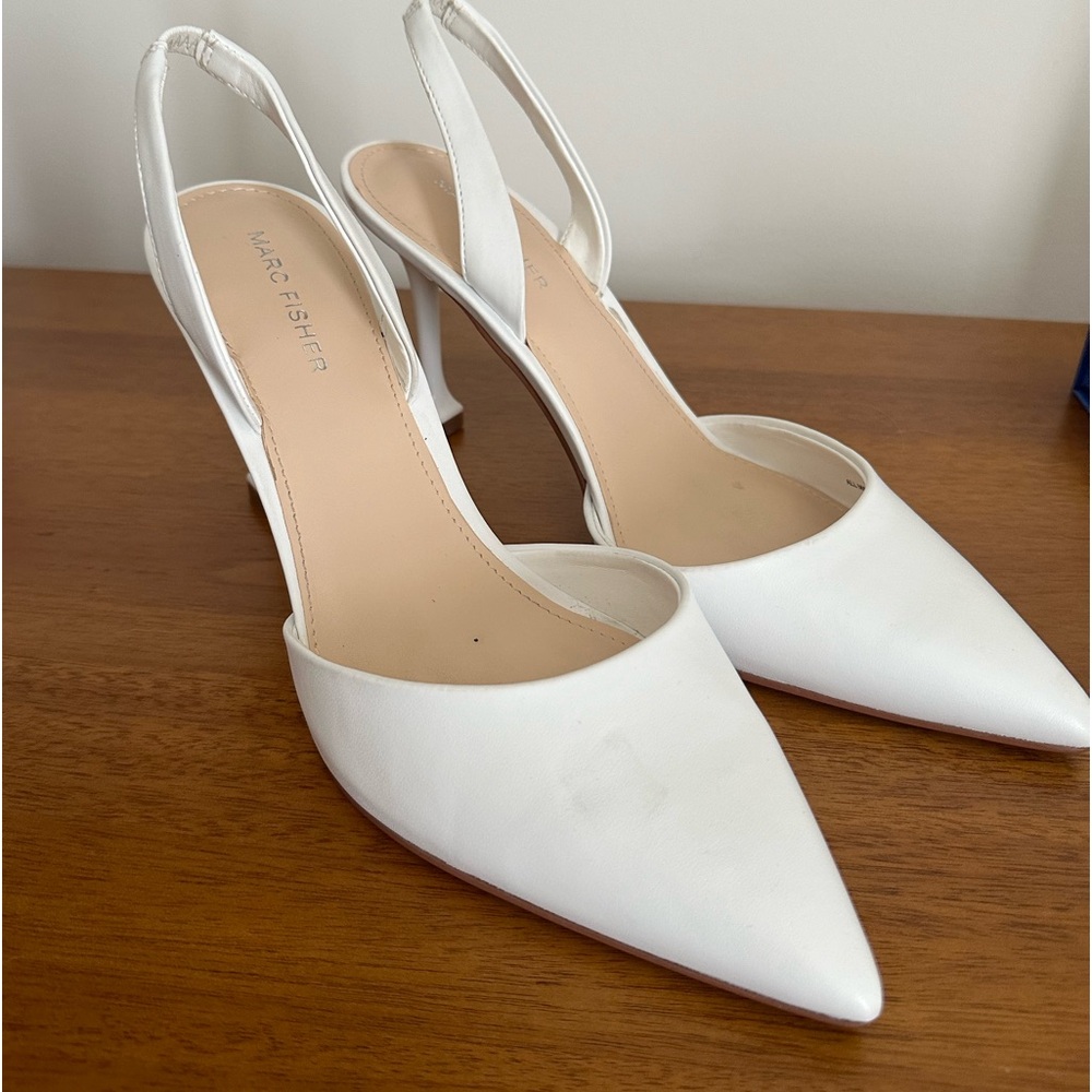 Marc Fisher white closed toe heels - size 8.5